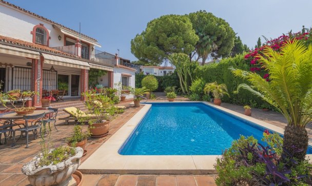 Villa - Wiederverkauf - Marbella - Marbella Centro