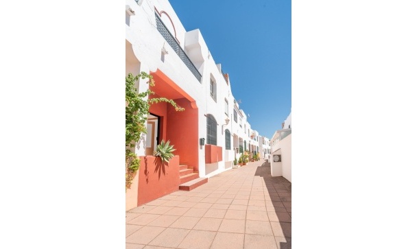 Villa - Wiederverkauf - Marbella - Marbella Centro