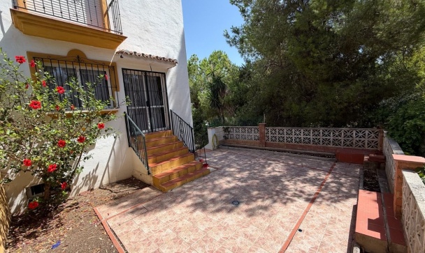 Villa - Wiederverkauf - Marbella - Marbella Centro