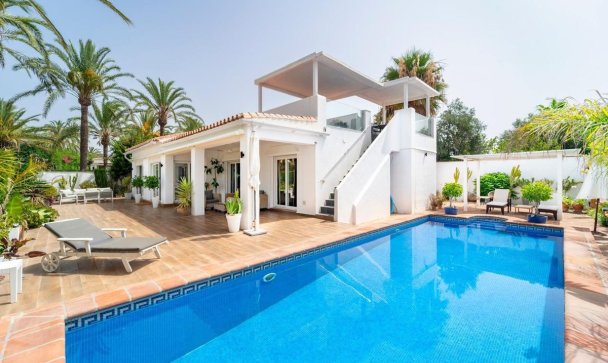 Villa - Wiederverkauf - Marbella - Marbesa