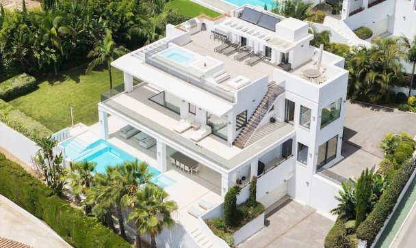 Villa - Wiederverkauf - Marbella - Nagüeles