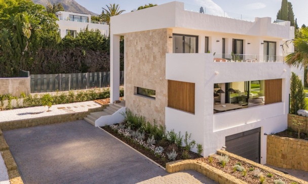 Villa - Wiederverkauf - Marbella - Nagüeles
