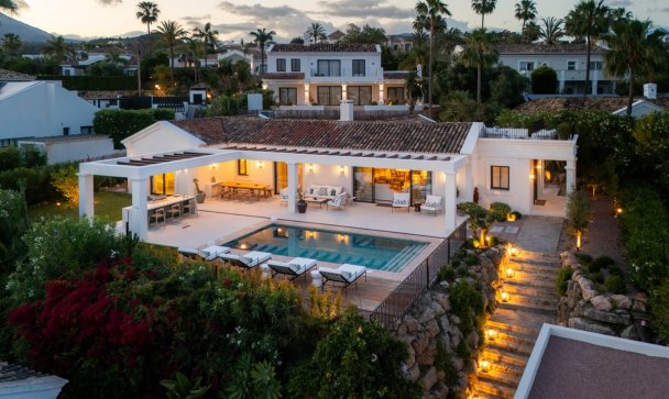 Villa - Wiederverkauf - Marbella - Nueva Andalucía