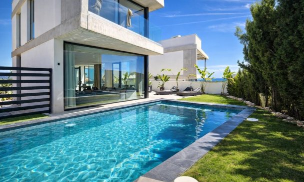 Villa - Wiederverkauf - Marbella - Nueva Andalucía