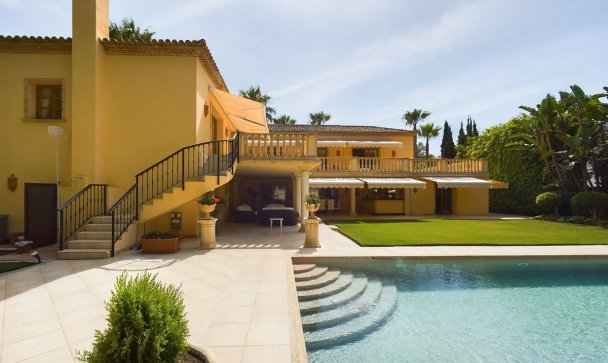 Villa - Wiederverkauf - Marbella - Nueva Andalucía