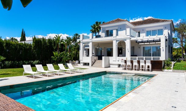 Villa - Wiederverkauf - Marbella - Nueva Andalucía