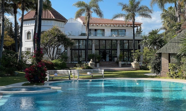 Villa - Wiederverkauf - Marbella - Nueva Andalucía