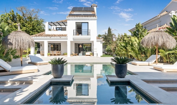 Villa - Wiederverkauf - Marbella - Nueva Andalucía