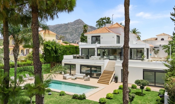 Villa - Wiederverkauf - Marbella - Nueva Andalucía