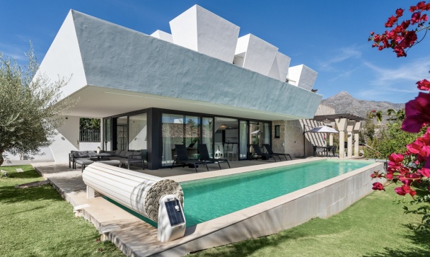 Villa - Wiederverkauf - Marbella - Nueva Andalucía