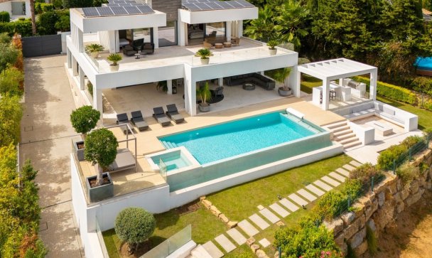 Villa - Wiederverkauf - Marbella - Nueva Andalucía