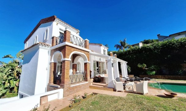 Villa - Wiederverkauf - Marbella - Puerto Banús