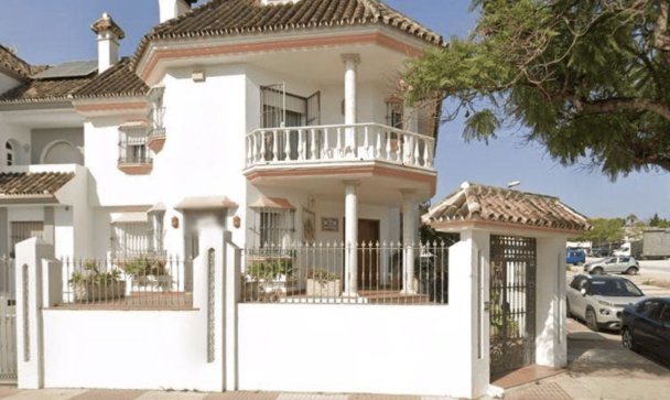 Villa - Wiederverkauf - Marbella - San Pedro de Alcántara
