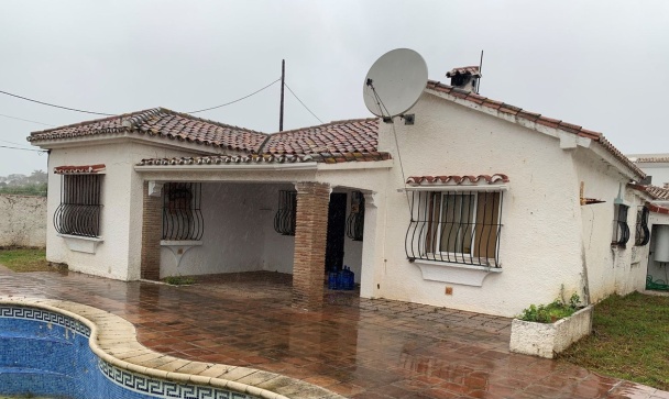Villa - Wiederverkauf - Marbella - San Pedro de Alcántara