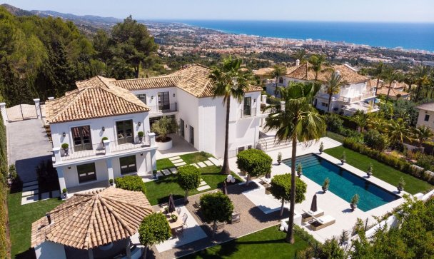 Villa - Wiederverkauf - Marbella - Sierra Blanca