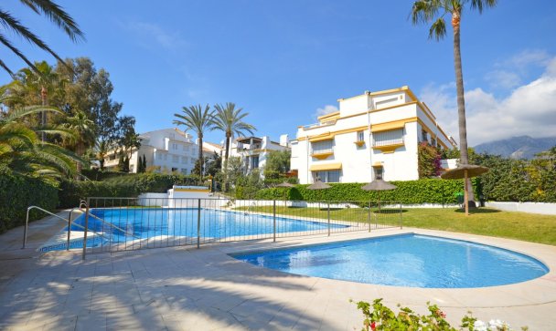 Villa - Wiederverkauf - Marbella - The Golden Mile
