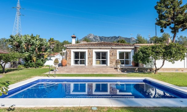 Villa - Wiederverkauf - Marbella - The Golden Mile