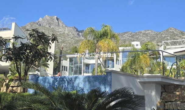 Villa - Wiederverkauf - Marbella - The Golden Mile