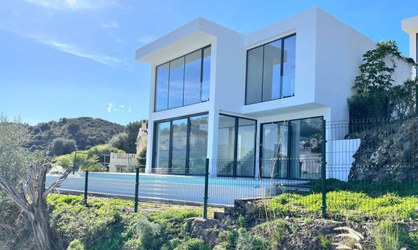 Villa - Wiederverkauf - Mijas - Cerros del Aguila