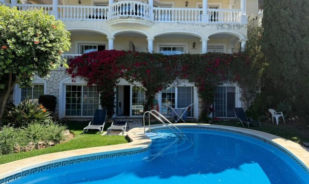 Villa - Wiederverkauf - Mijas - Mijas Centro