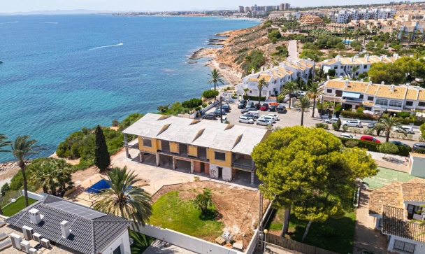 Villa - Wiederverkauf - Orihuela - Cabo Roig
