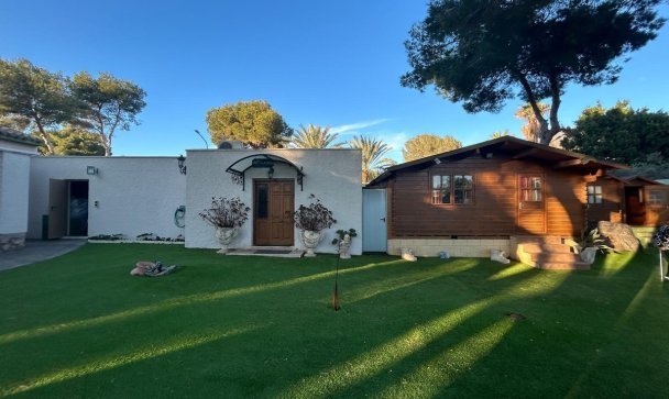Villa - Wiederverkauf - Orihuela - Campoamor