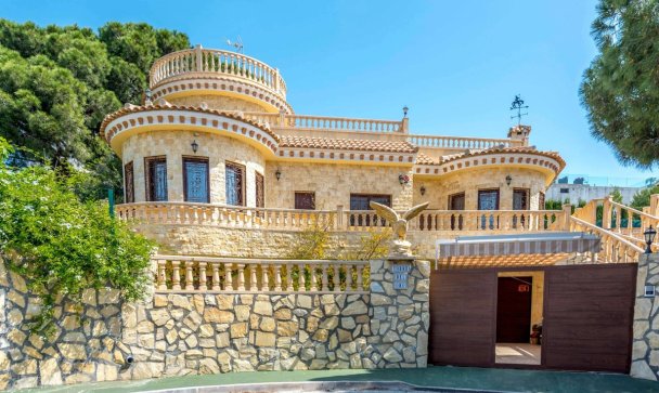 Villa - Wiederverkauf - Orihuela - Campoamor