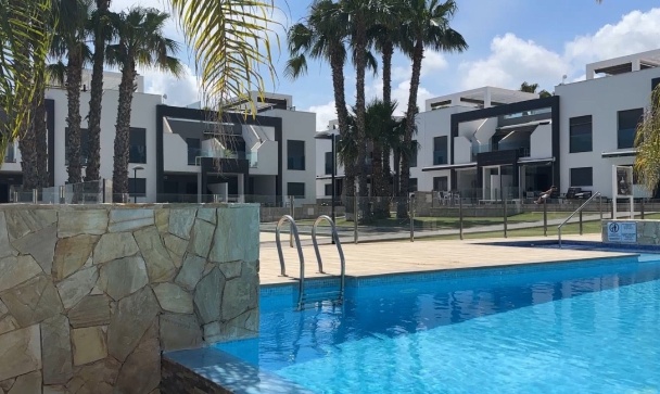 Villa - Wiederverkauf - Orihuela - La Zenia