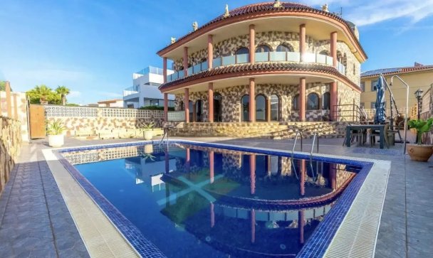 Villa - Wiederverkauf - Orihuela - La Zenia
