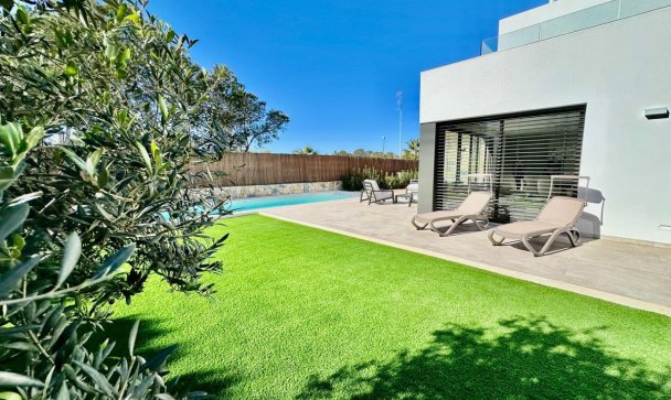 Villa - Wiederverkauf - Orihuela - Las Colinas Golf