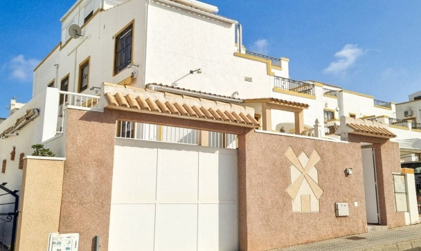 Villa - Wiederverkauf - Orihuela - Los Altos