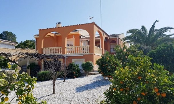 Villa - Wiederverkauf - Orihuela - Los Balcones