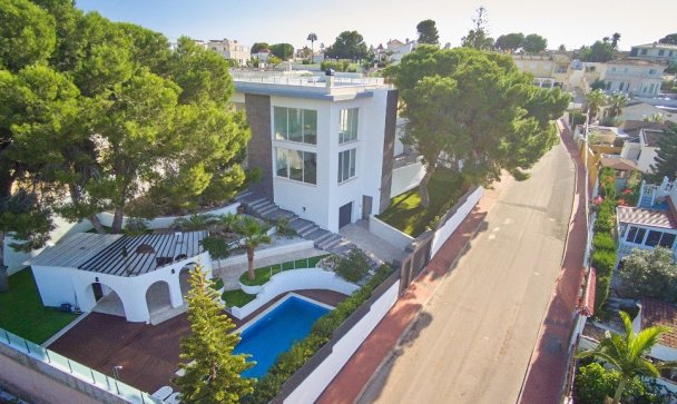 Villa - Wiederverkauf - Orihuela - Los Balcones