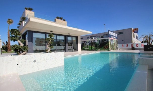 Villa - Wiederverkauf - Orihuela - Orihuela Costa