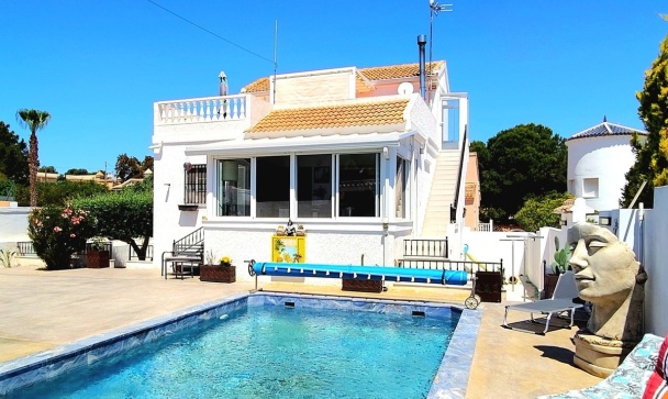 Villa - Wiederverkauf - Orihuela - Orihuela Costa