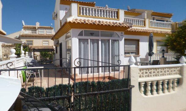 Villa - Wiederverkauf - Orihuela - Playa Flamenca