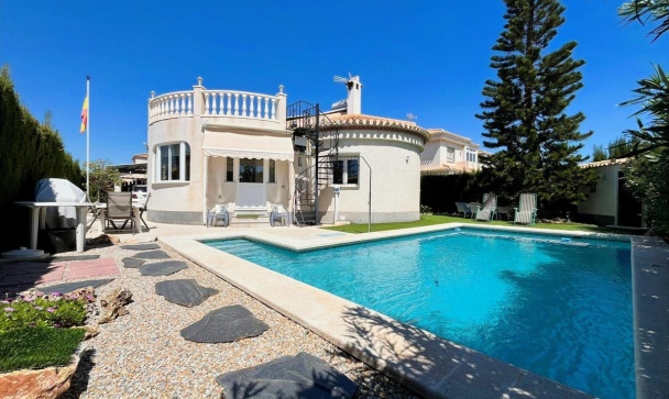 Villa - Wiederverkauf - Orihuela - Playa Flamenca