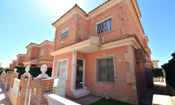 Villa - Wiederverkauf - Orihuela - Playa Flamenca