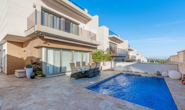 Villa - Wiederverkauf - Orihuela - Villamartin