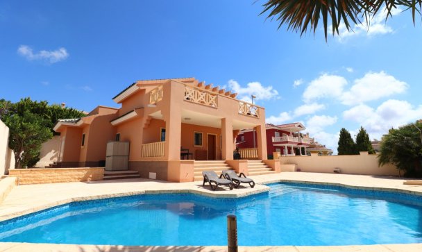 Villa - Wiederverkauf - Rojales - Ciudad Quesada