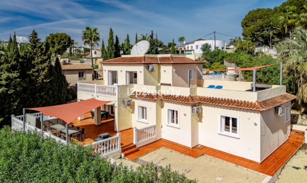 Villa - Wiederverkauf - Teulada - Moraira