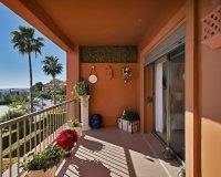 Wiederverkauf - apartment - Estepona - Atalaya