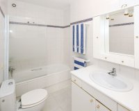 Wiederverkauf - apartment - Estepona - Atalaya