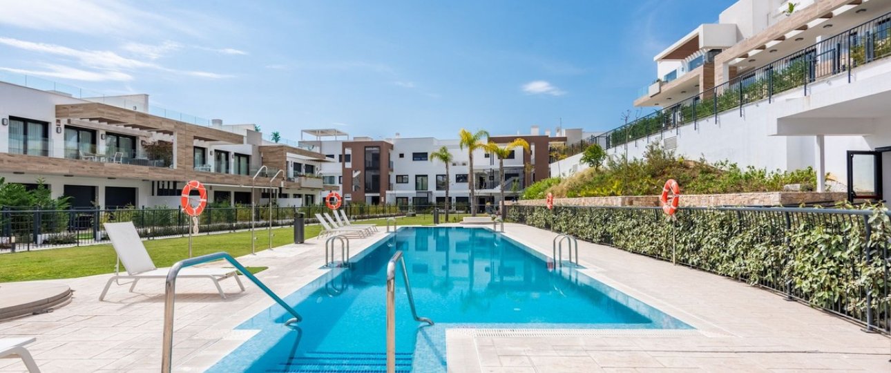 Wiederverkauf - apartment - Estepona - Atalaya