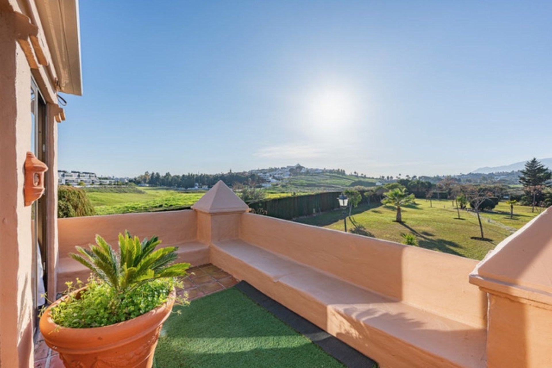 Wiederverkauf - apartment - Estepona - Atalaya