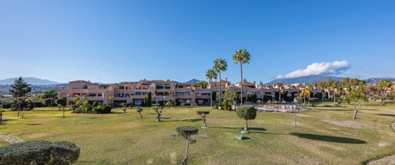 Wiederverkauf - apartment - Estepona - Atalaya