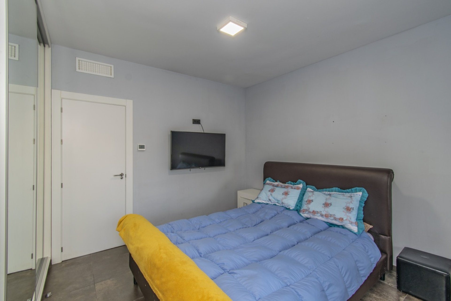 Wiederverkauf - apartment - Estepona - Atalaya