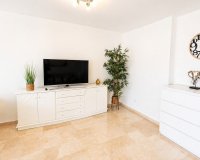 Wiederverkauf - apartment - Estepona - Atalaya