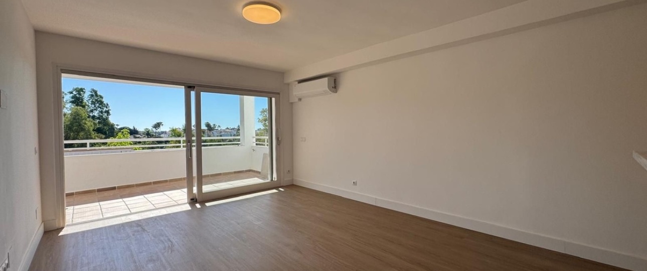 Wiederverkauf - apartment - Estepona - Atalaya