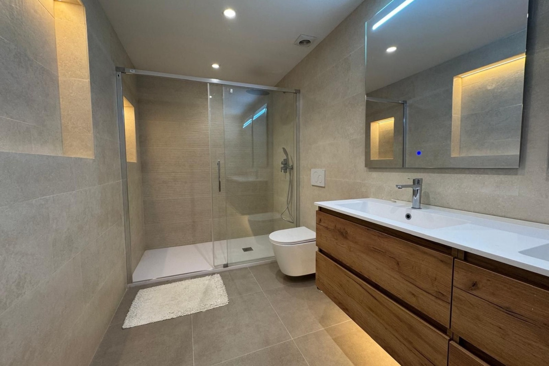 Wiederverkauf - apartment - Estepona - Atalaya